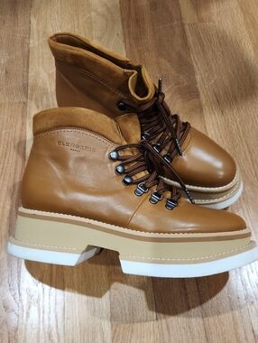 Robert Clergerie Tan Leather Lug-Sole Womens Boots